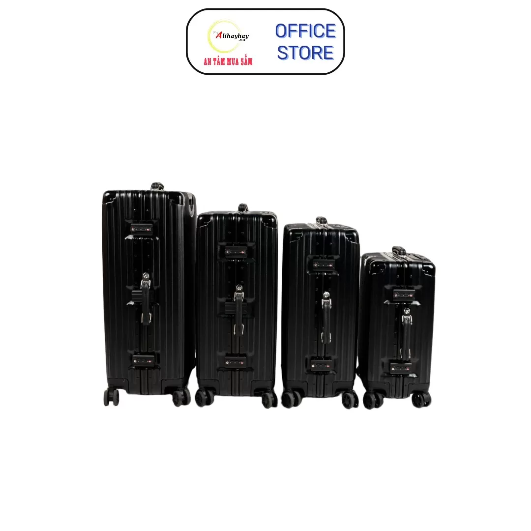 Luxury model Rimowa Classic tay da màu đen  2024