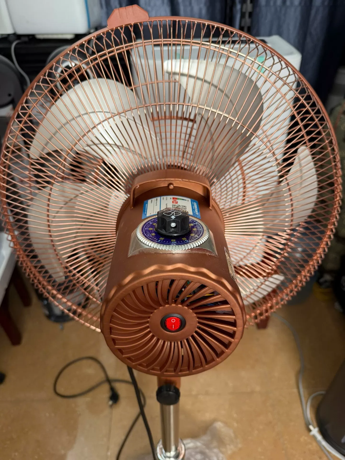 Quạt điện Jing te  6 cánh 5 tốc độ 150w